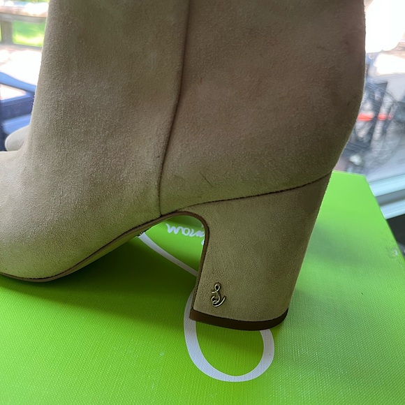 SAM EDELMAN FAWN ANKLE BOOTIES WARM OAT SUEDE 7 - Picture 14 of 16